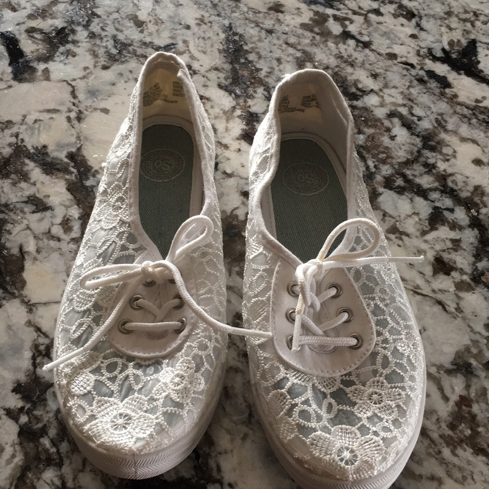 Women’s shoes